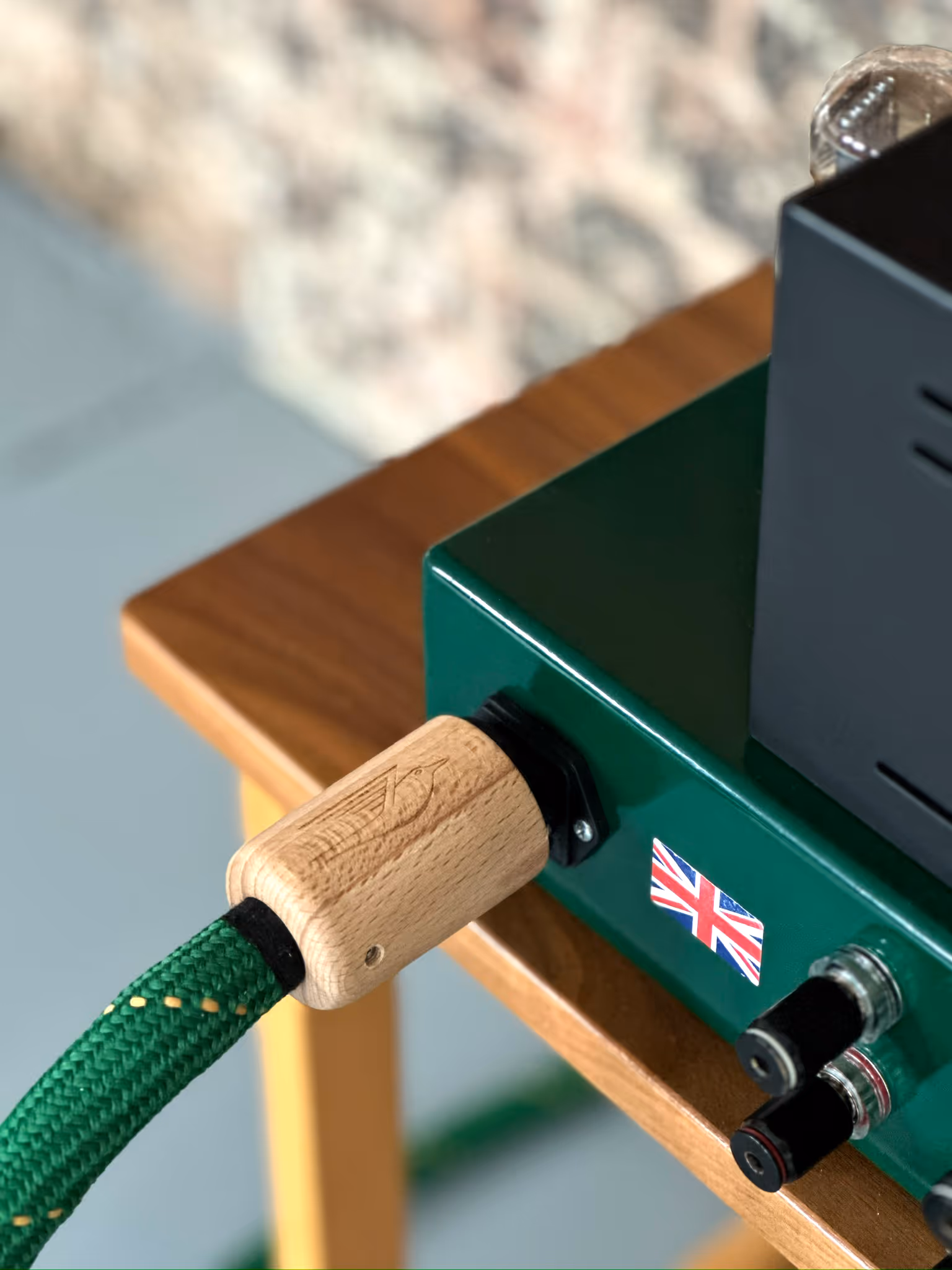 PX4 Amplifier power connections